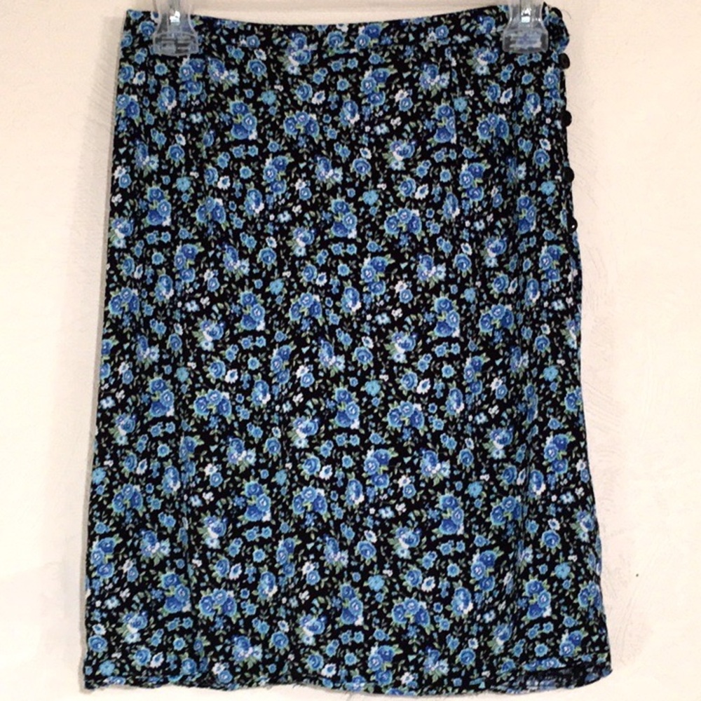 💙 Vintage Floral Skirt 🖤